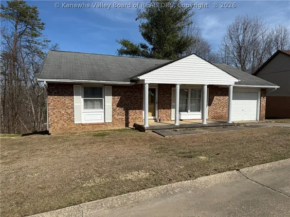 61 Cambridge Dr, Culloden, WV 25510