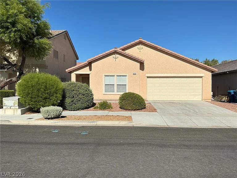 8108 Roundup Ridge St — Photo 2