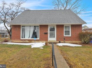 2114 Cullum Dr, Reading, PA 19601