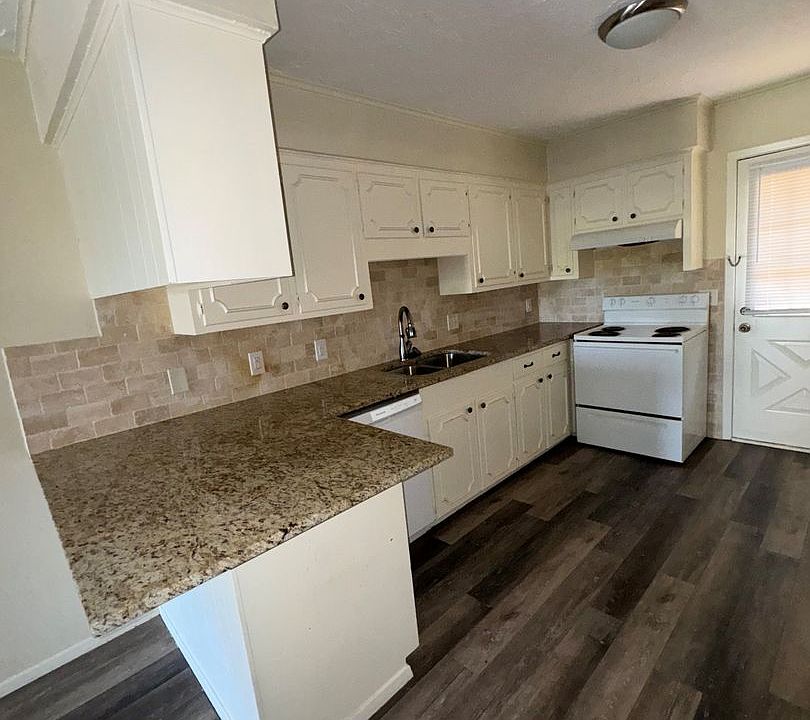 Austin Str Condos 3106 Pearl St Nacogdoches TX Zillow