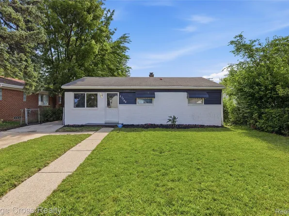21740 Wellington Ave, Warren, MI 48089