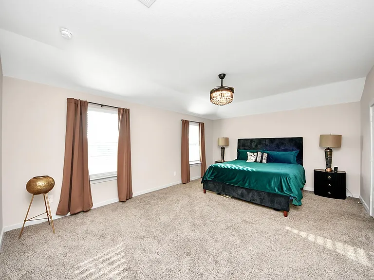 202 Serena Park Ln — Photo 7