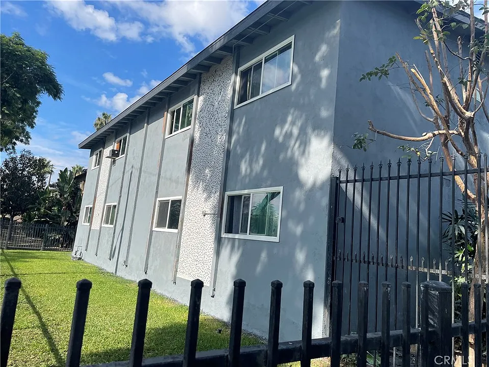 129 E Wakefield Ave #5