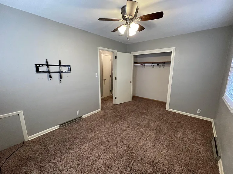 2803 Henry Ct NW — Photo 13