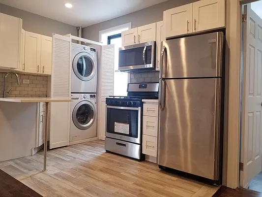 Rented by Bruma Realty LLC | media 11