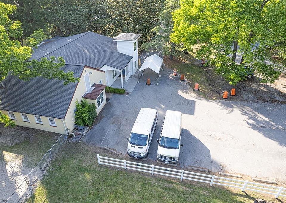 1st image of 4249 Taylor Rd