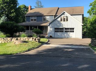 924 Sport Hill Rd, Easton, CT 06612