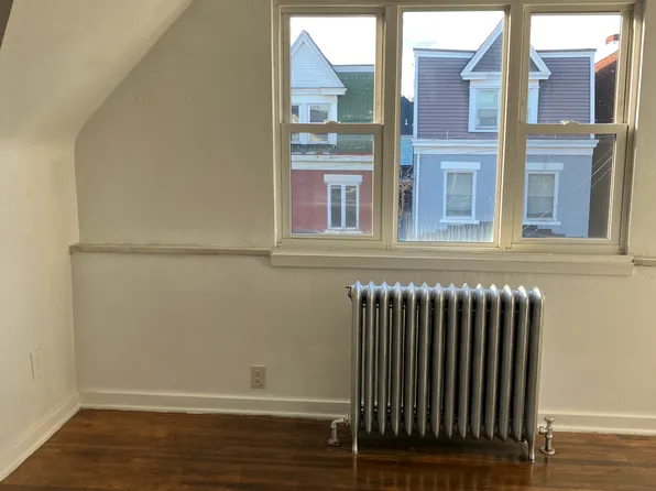 824 Collins St #3, Pittsburgh, PA 15206