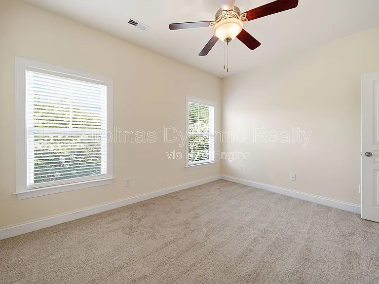 3405 Bidwell Ave — Photo 39
