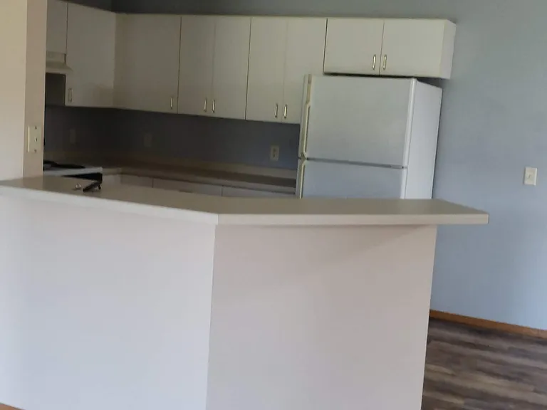 218 S River Blvd #2 — Photo 1