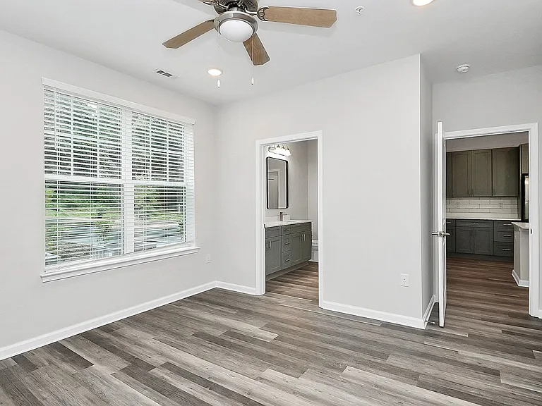 520 Tom Hunter Rd — Photo 23