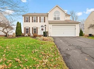 123 Aerial Dr, Canonsburg, PA 15317