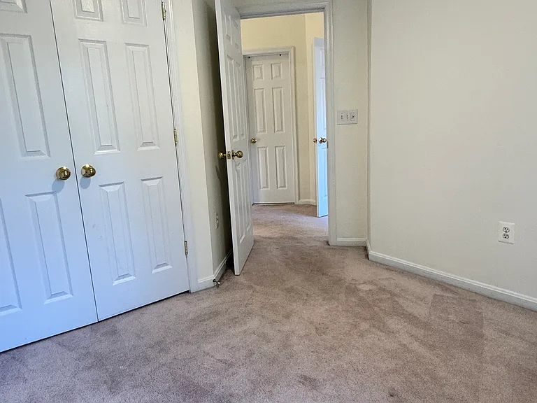 9611 Normanton Way — Photo 46