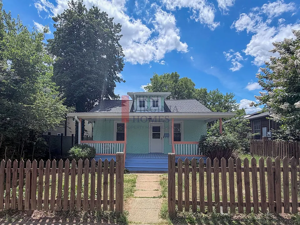 802 Elliott Ave
