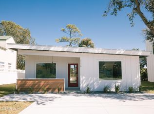 3324 Lewis Speedway St, Saint Augustine, FL 32084