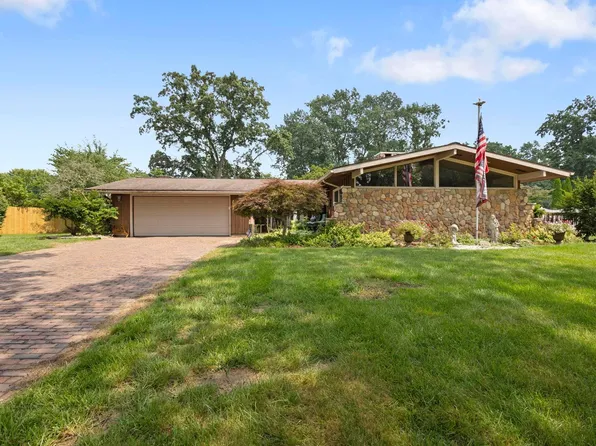 56882 Brightwood Blvd, Elkhart, IN 46516