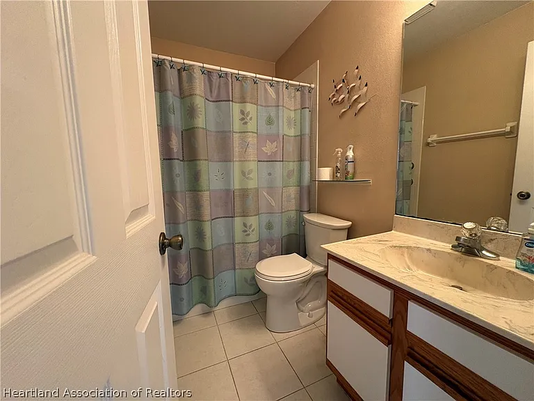 2103 Villaway E — Photo 13