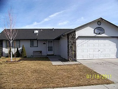 2475 Ravenshorn Dr photo 1