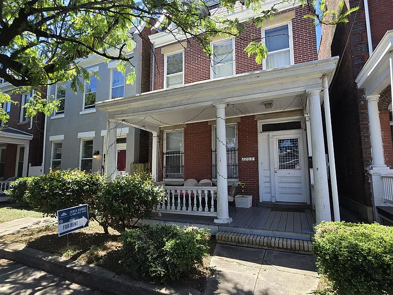 2209 W Main St — Photo 2