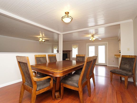 5th image of 3685 Olde Willow Dr
