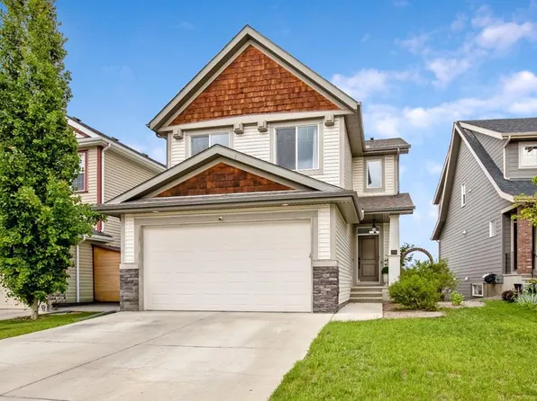 232 S Copperpond Cir SE, Calgary, AB T2Z 0R3
