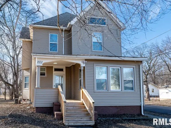 1831 N Linn St, Peoria, IL 61604