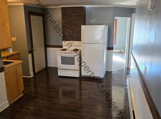 98 Maine Ave #2A, Rumford, ME 04276