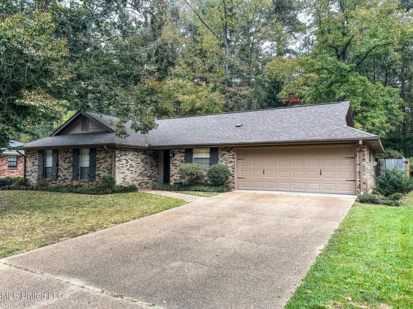 147 Summit Ridge Dr, Brandon, MS 39042