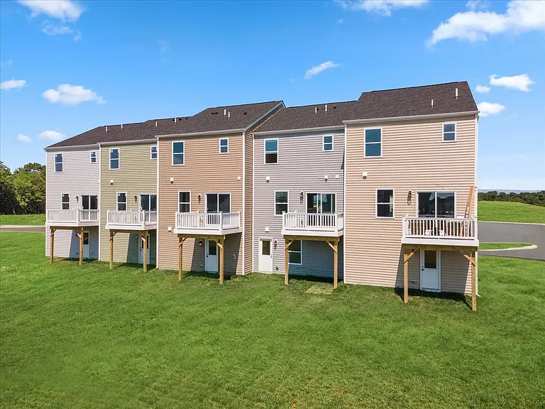Model Home Pic