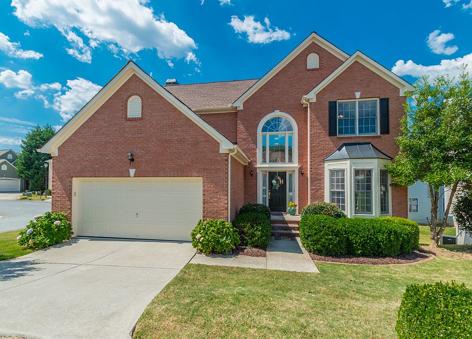 1st image of 253 Ennisbrook Dr SE