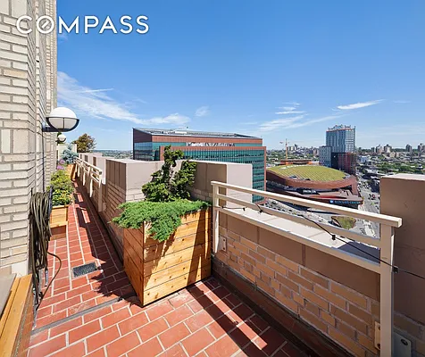 Sold by Compass | media 40