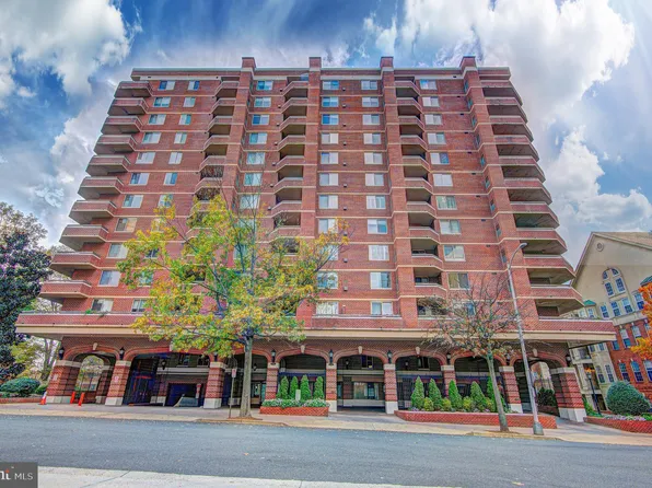1276 N Wayne St APT 1001, Arlington, VA 22201