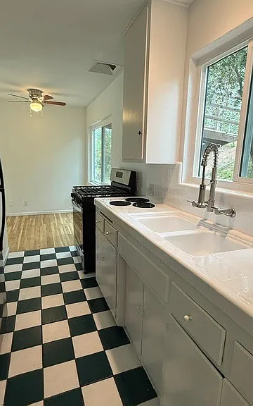 2202 Fair Oak View Ter #2204 — Photo 6