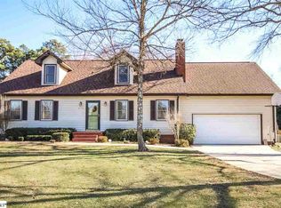 313 Watkins Cir, Taylors, SC 29687