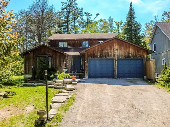2448 Wallace Ave, Innisfil, ON L9S 2G5
