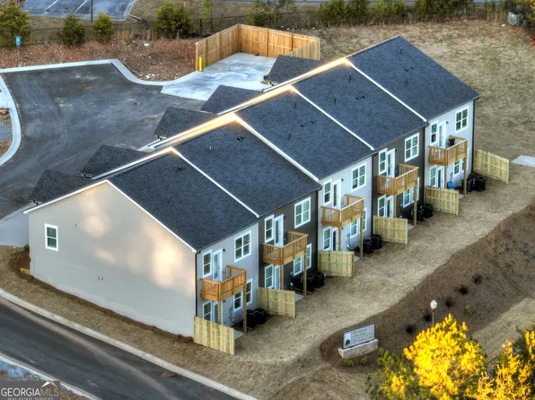 Unit 1 Grove Loop, Blue Ridge, GA 30513