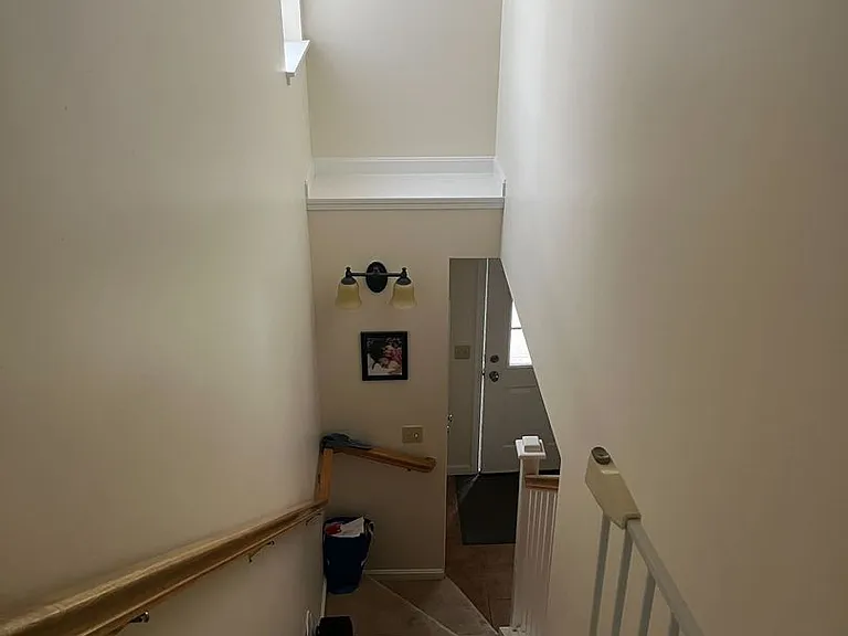 58 Stonington Cir — Photo 9