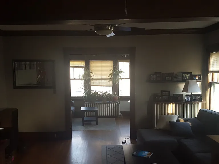 6 Barton Ave SE #4 — Photo 3