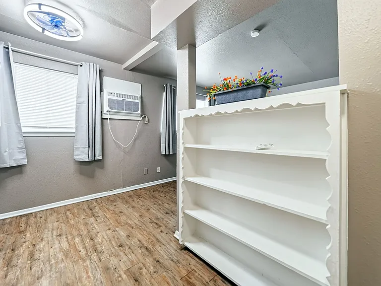 1417 Bennett Ave #G — Photo 9