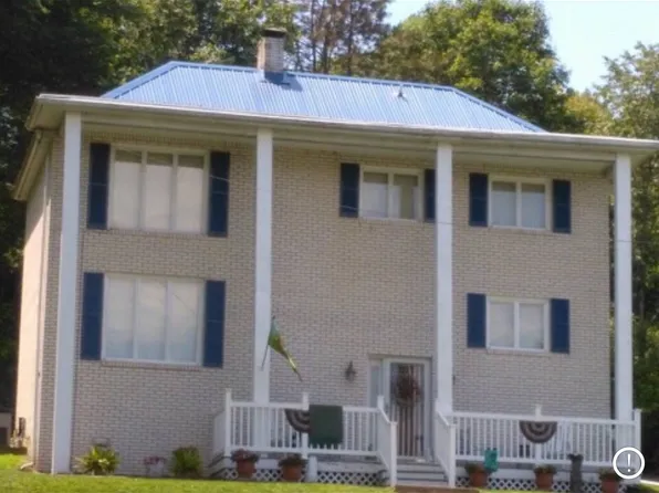 196 Orchard Dr, Uniontown, PA 15401