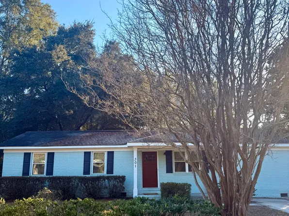 301 5th Ave, Mount Pleasant, SC 29464