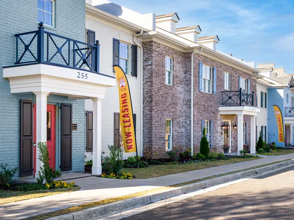 Courtyard at The Village