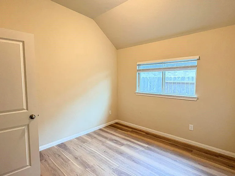 788 Lake Lacosta Dr — Photo 15