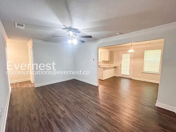 5231 Hanover St — Photo 5