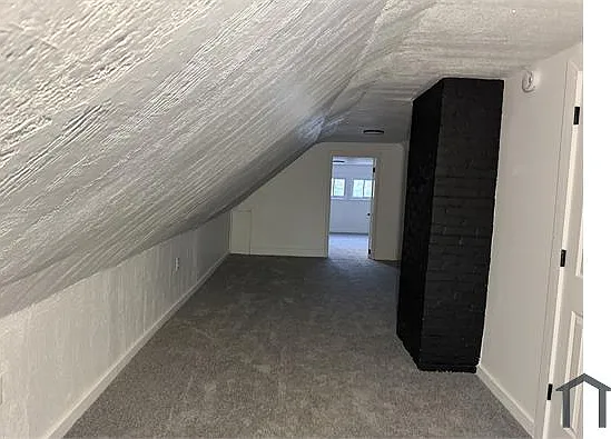 2 bed, $1,000 — Photo 1