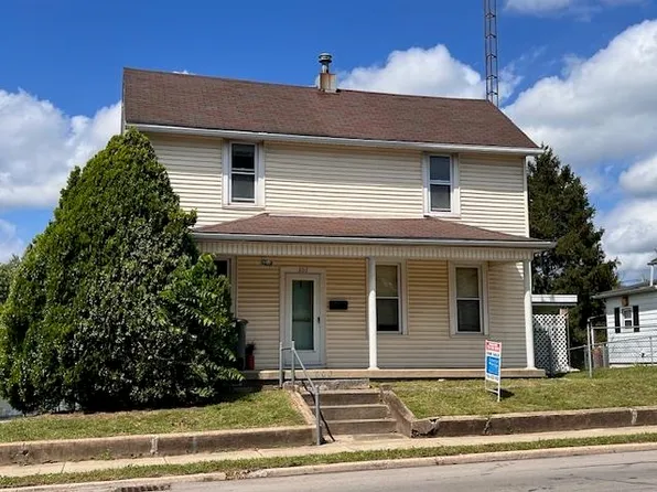 802 E 5th St, Connersville, IN 47331