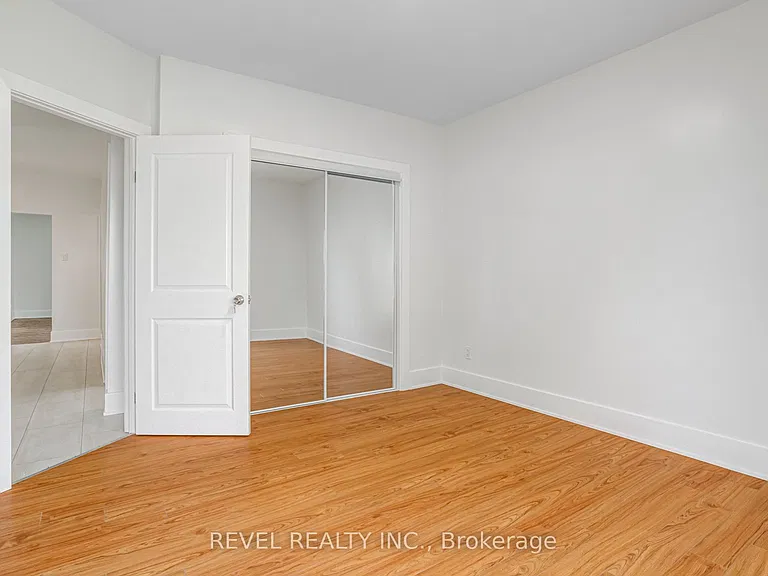 24 Kenora Cres #MAIN — Photo 10