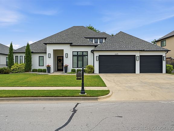 3rd image of 6615 E 123rd Pl S