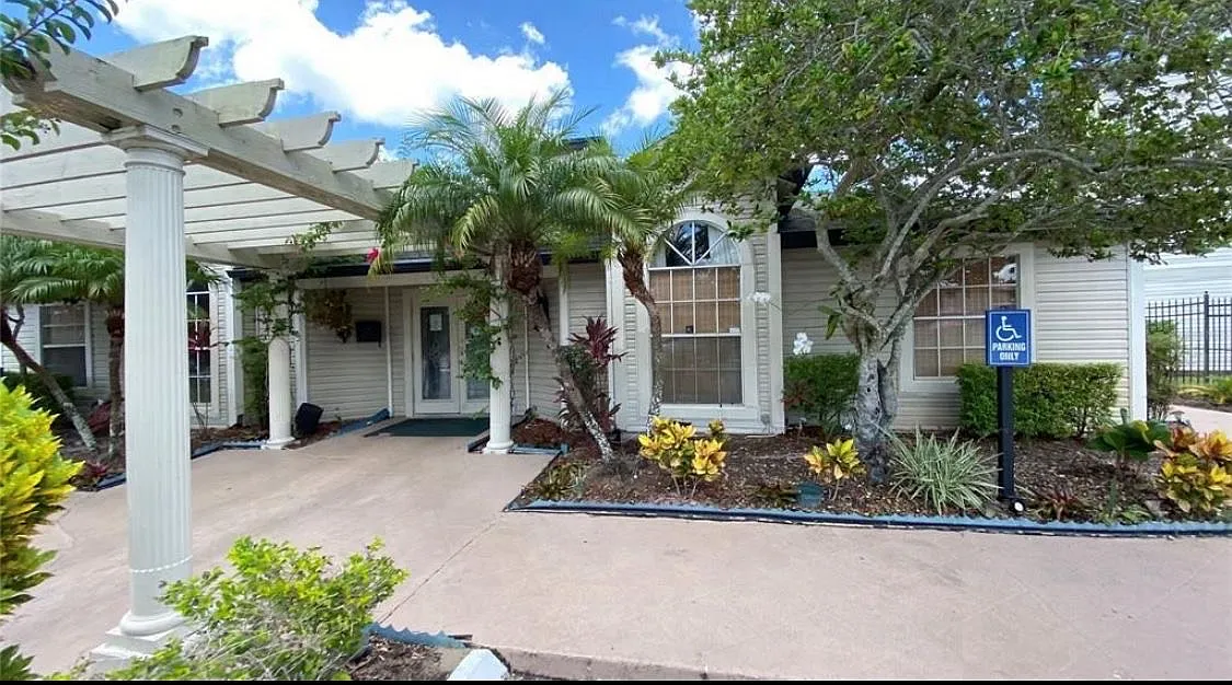 1 bed, 526 sqft, $999 — Photo 1