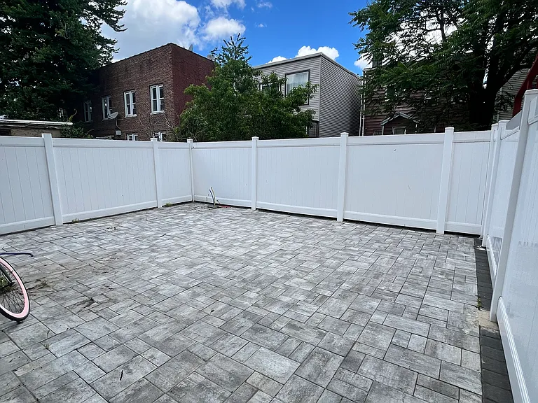 46 Yale Ave #1 — Photo 23